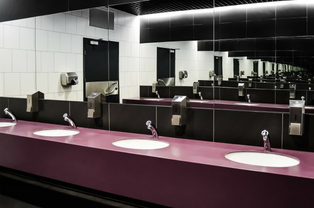 トイレはオフィス環境の最優先事項(Toilets are important in the office environment)